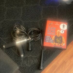 2 Jump Ropes with Instructional Guide